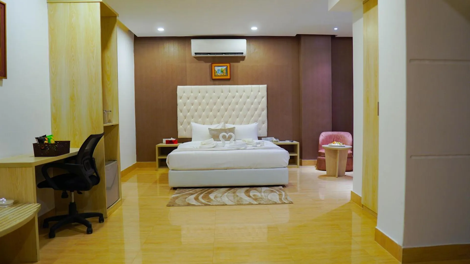 Grand Vistana Hotel Dhaka